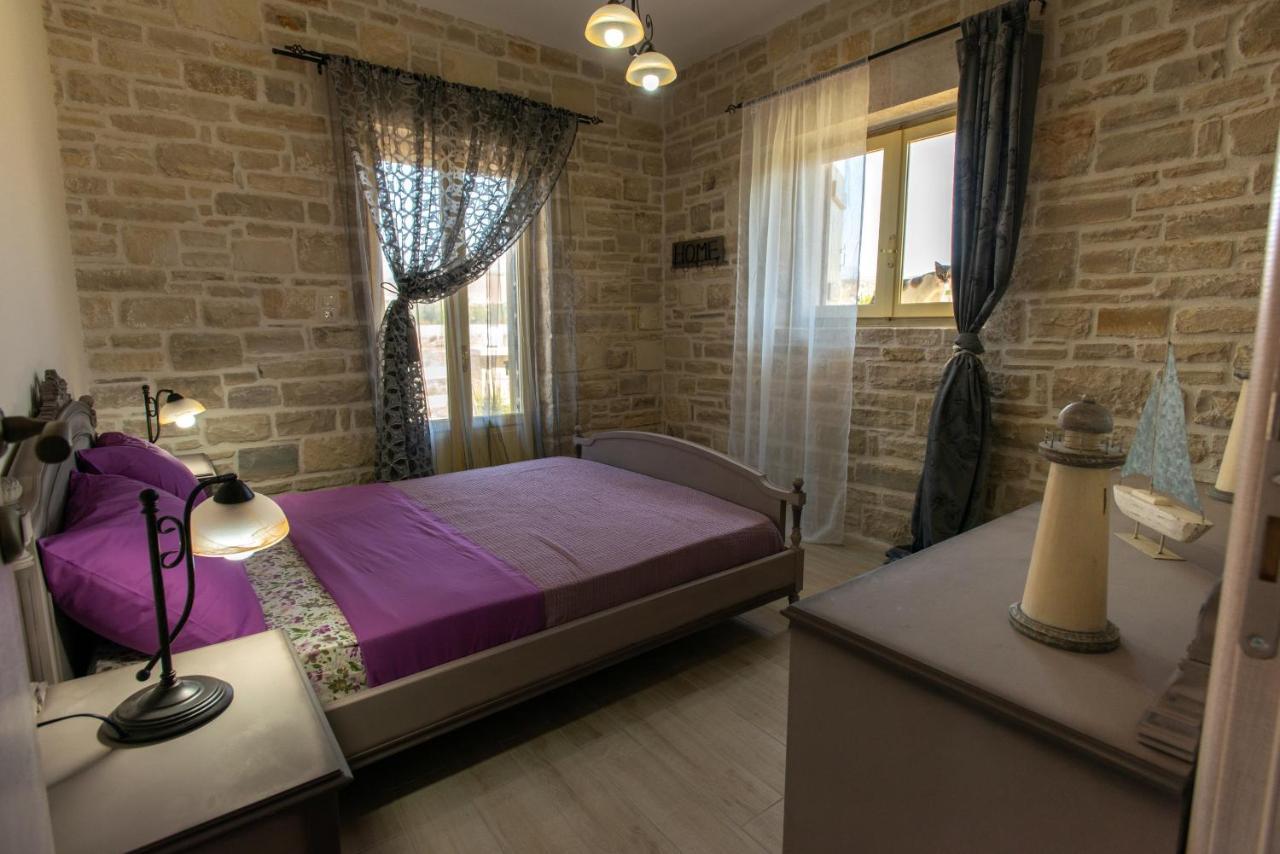 Villa Kornaros Каламаки Екстериор снимка
