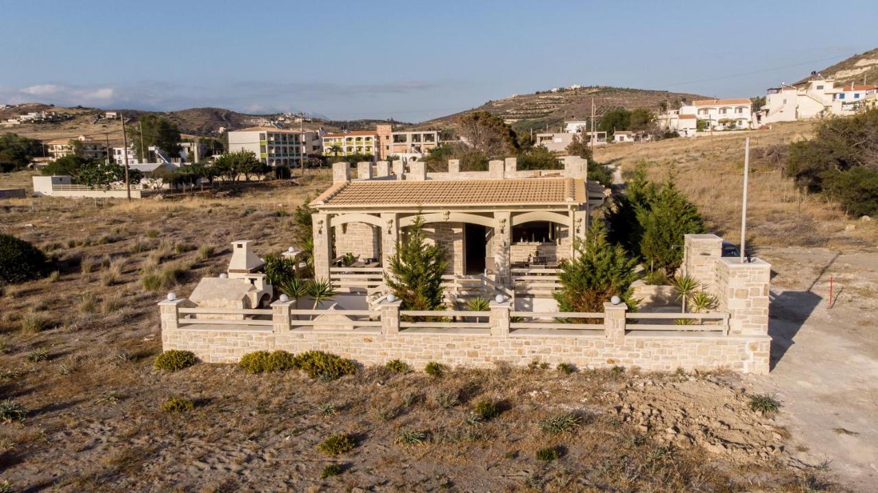 Villa Kornaros Каламаки Екстериор снимка